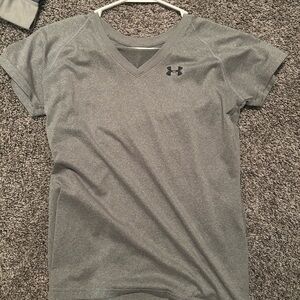 Under Armour Women's Gray V-Neck Top